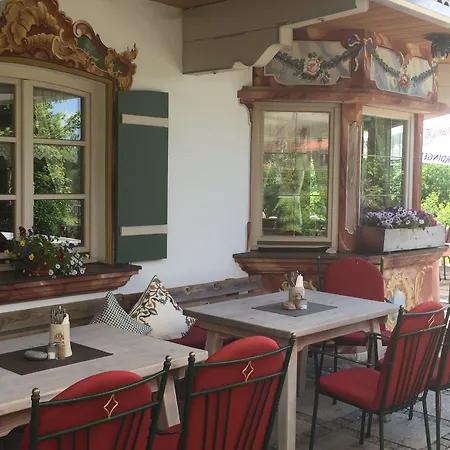 Deva Mittermaier Hotel